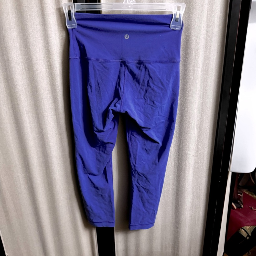 Lululemon purple leggings size 6